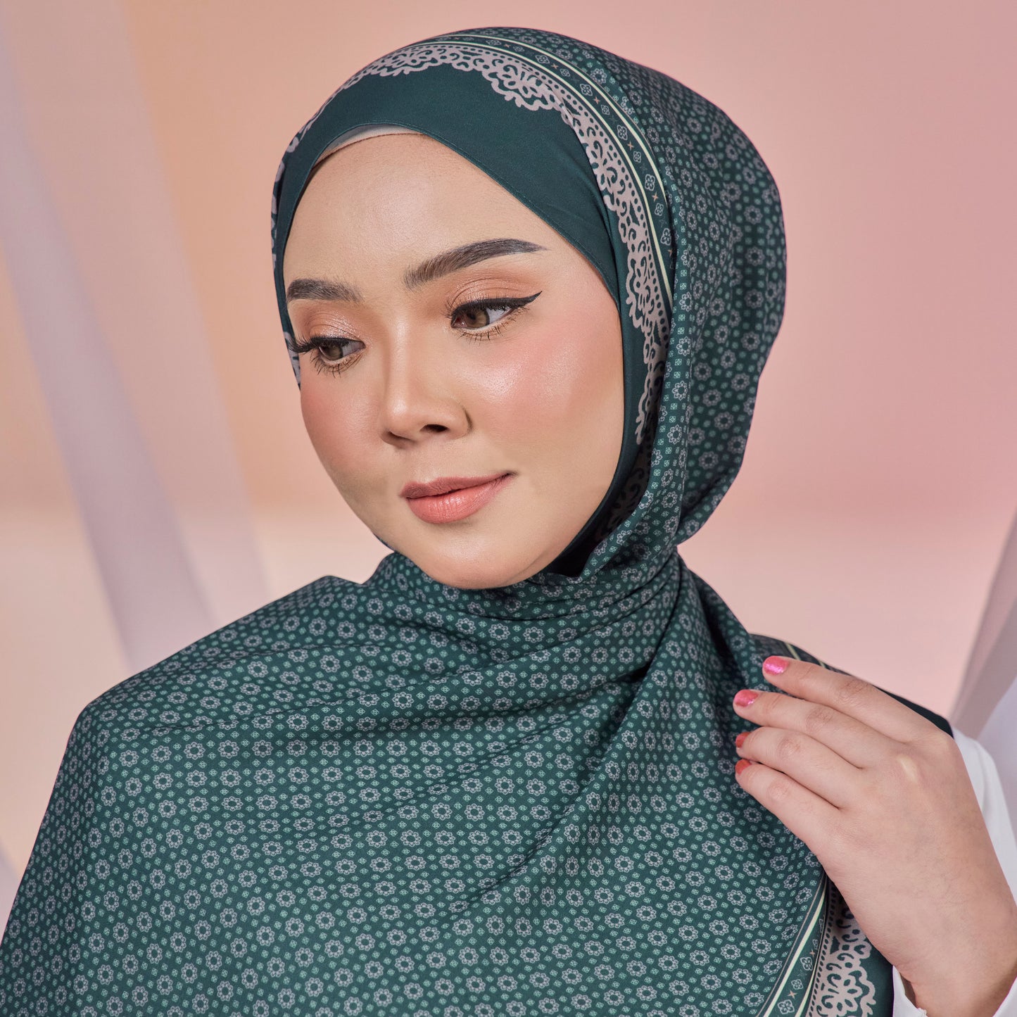 ETERNAL GRATEFULNESS SHAWL