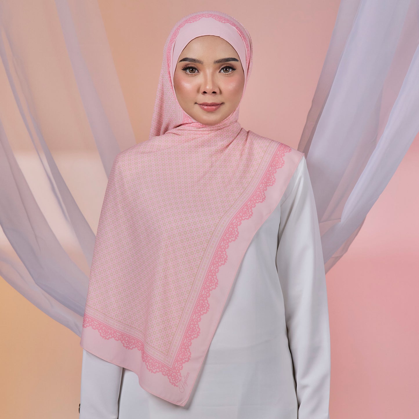 ETERNAL GRATEFULNESS SHAWL