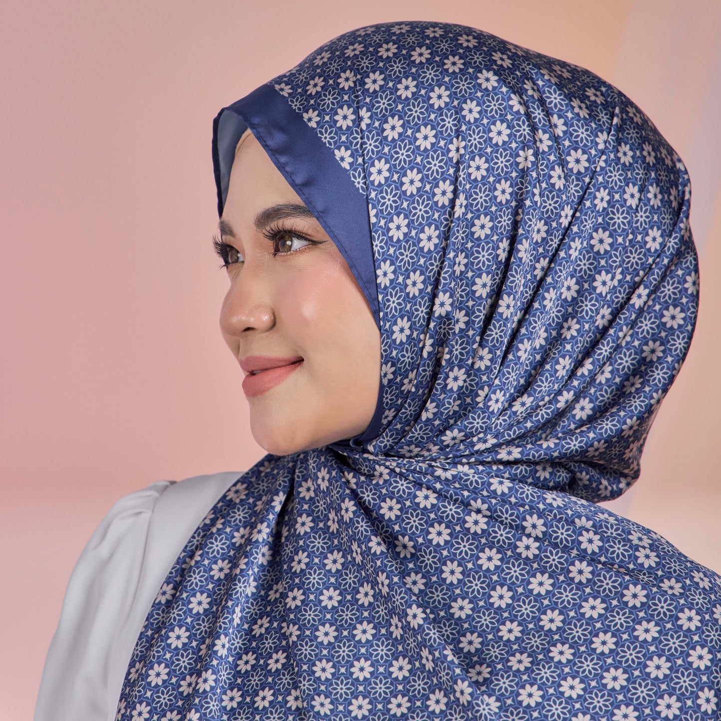 ETERNAL THANKFULNESS SHAWL