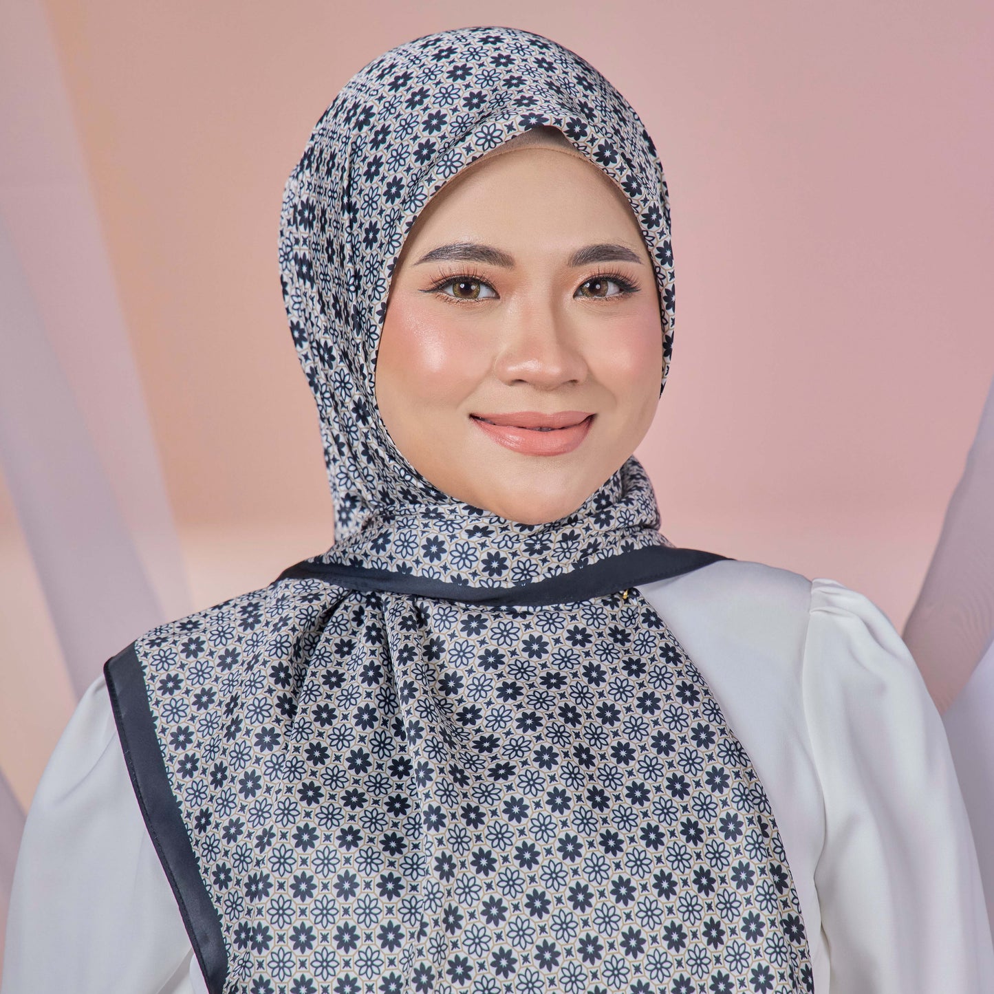 ETERNAL THANKFULNESS SQUARE