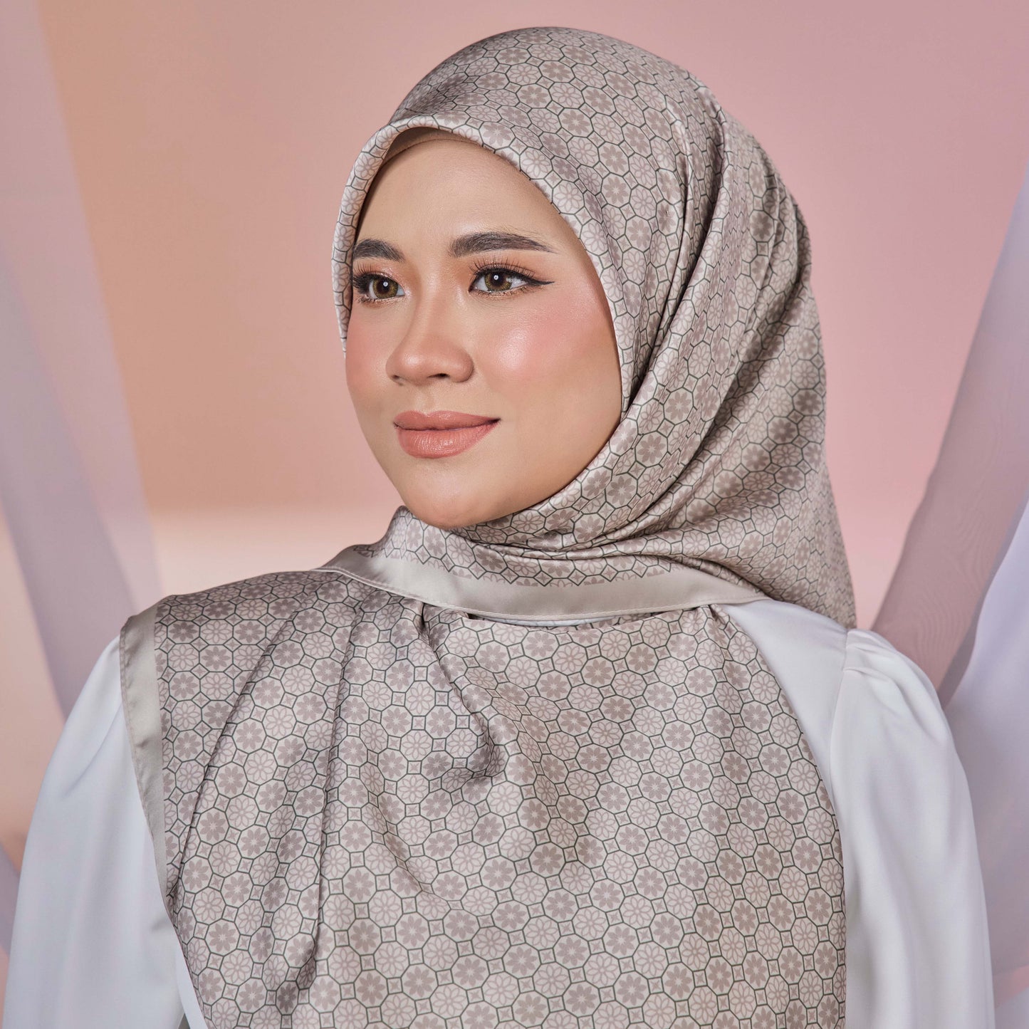 ETERNAL THANKFULNESS SQUARE