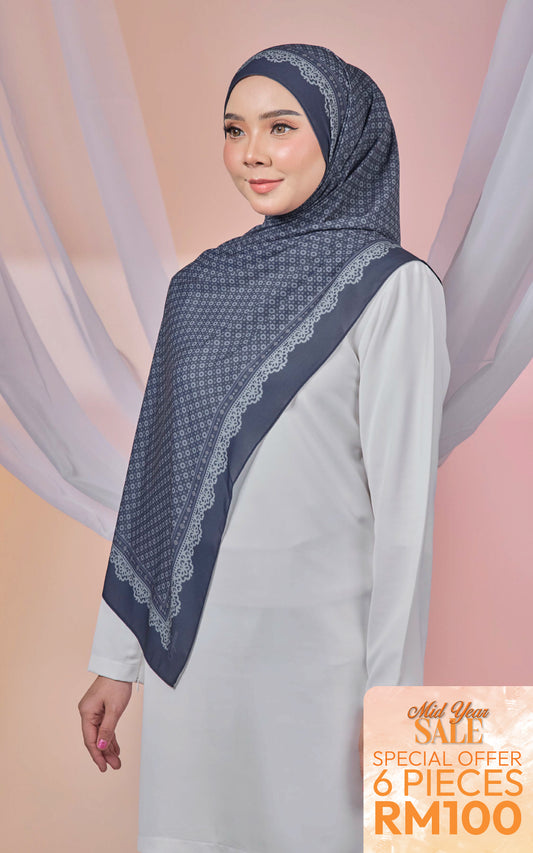 ETERNAL GRATEFULNESS SHAWL