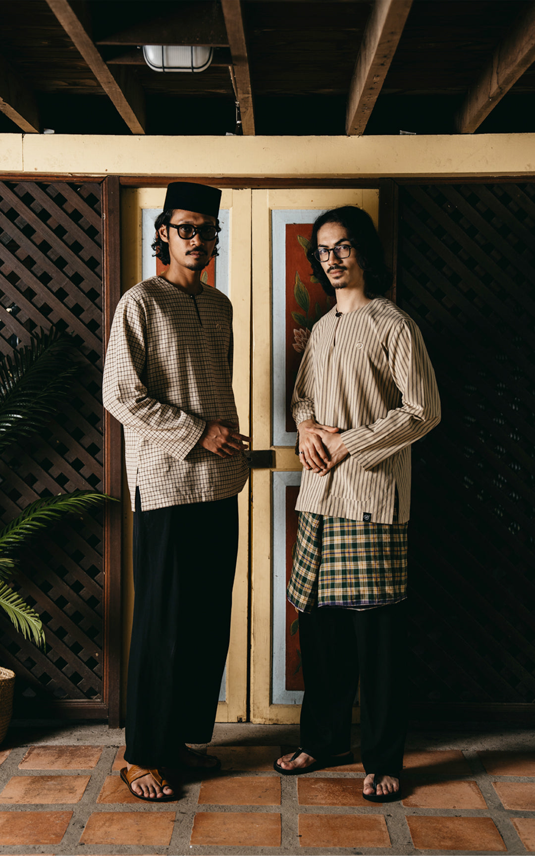 MALEQ MEN CHECKERED KURTA