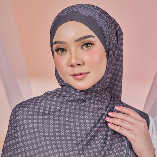 Hyleen Eternal Gratefulness (Shawl)