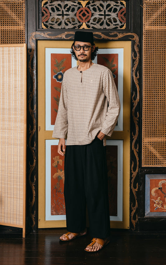 MALEQ MEN CHECKERED KURTA