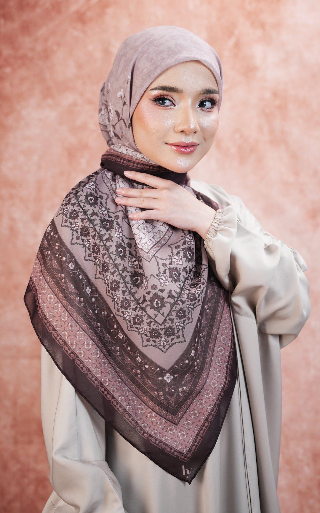 RAWDHAH PRINTED COTTON SQUARE