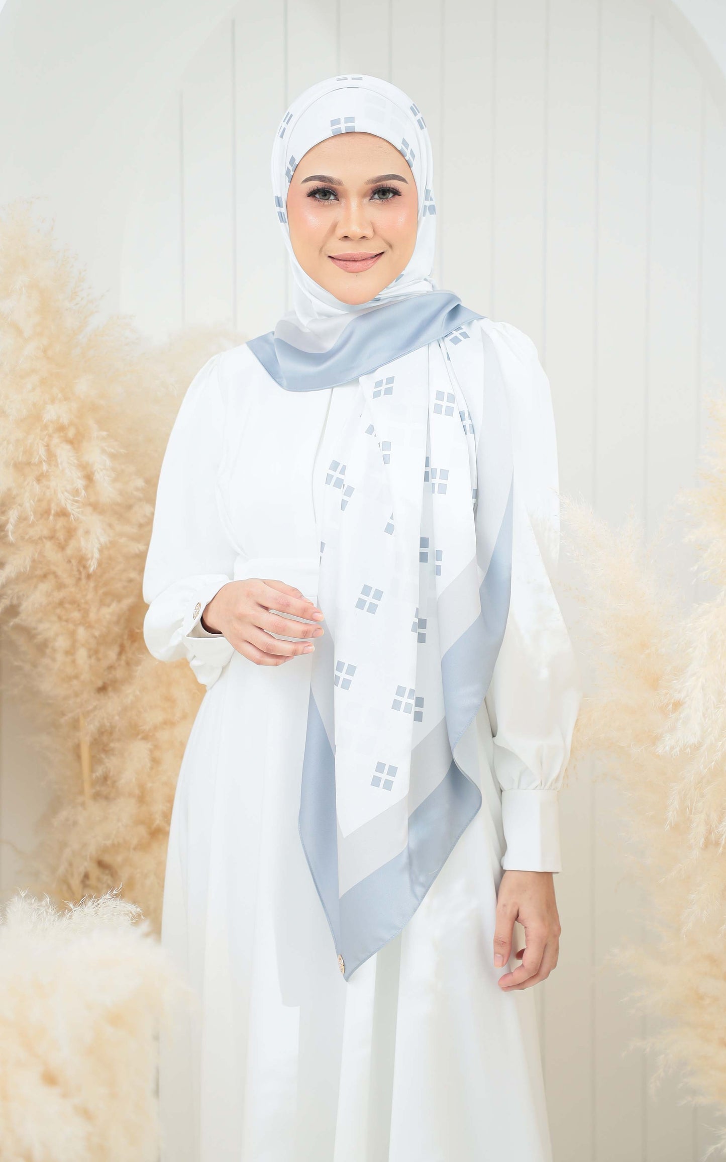 LEBARAN 23' SQUARE