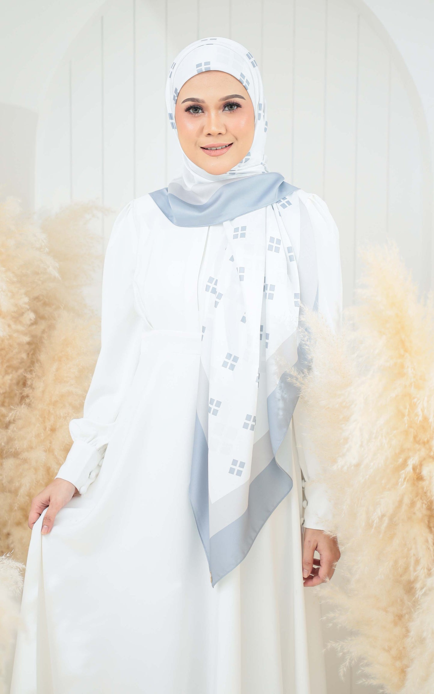 LEBARAN 23' SQUARE
