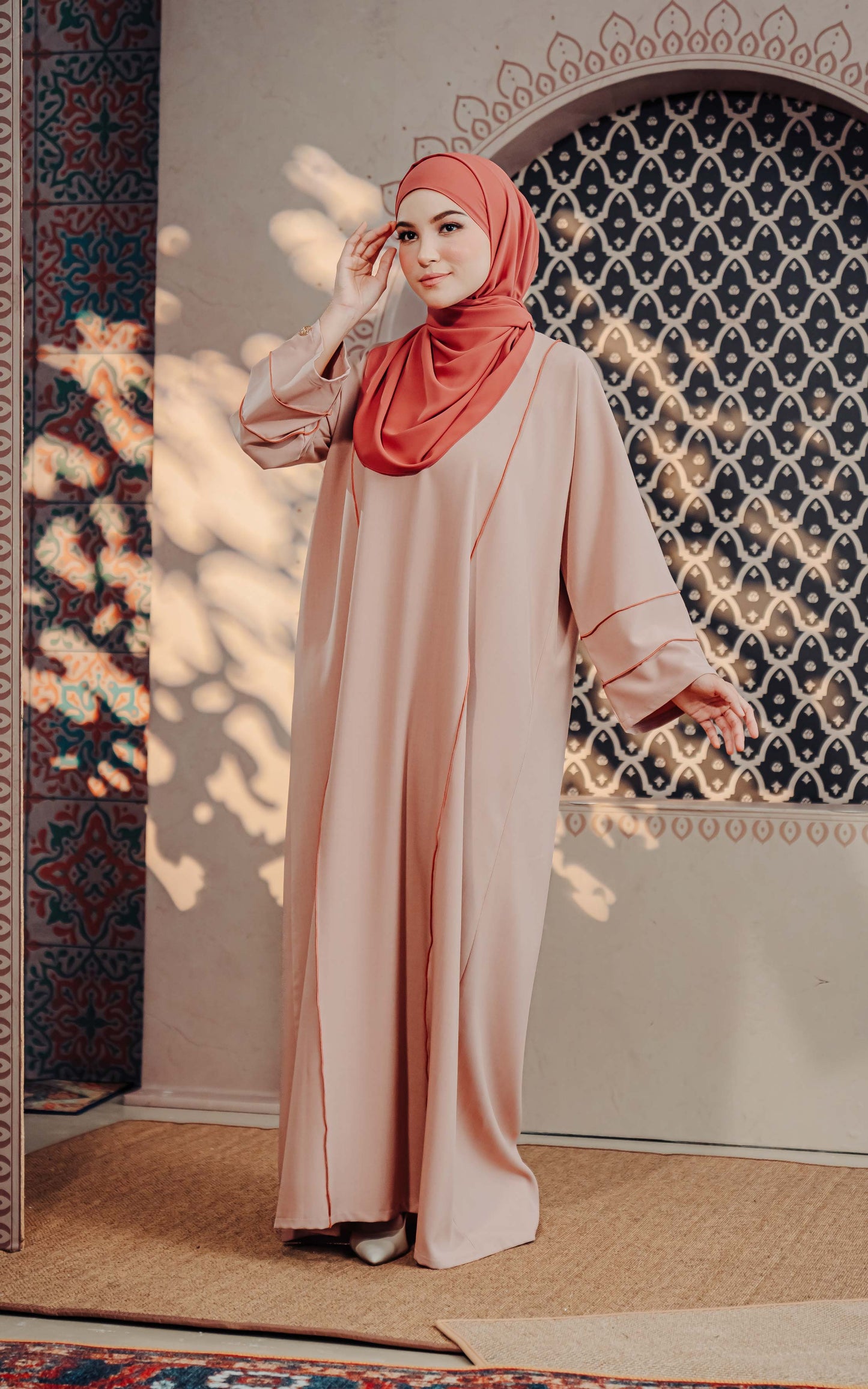 BUSYRA JUBAH LINEN