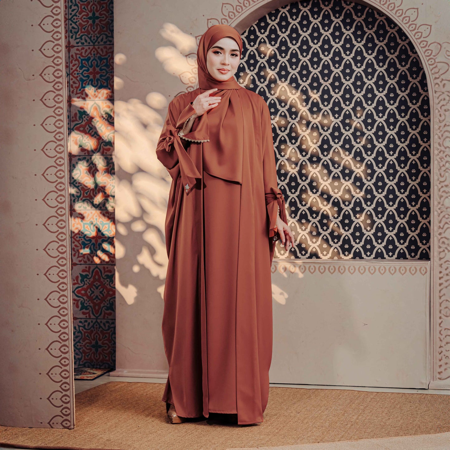 LUBNA TWO-PIECE TURTLENECK ABAYA